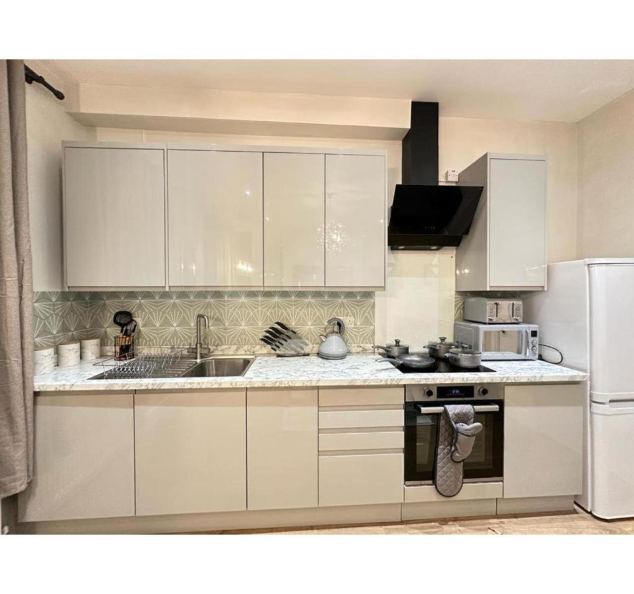 Ferienwohnung F2- Beautiful 1 Bed Flat Near Edgware Road Station London Exterior foto